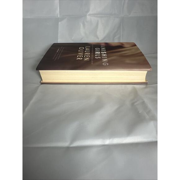 Vanishing Girls by Lauren Oliver (2015, Hardcover) Excellent Condition - Picture 5 of 9